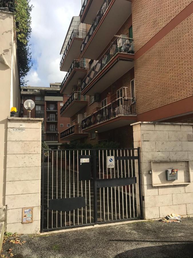 Апартаменты La Pinetina Roma Экстерьер фото